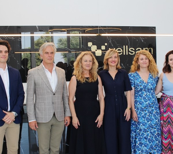 Vellsam ministra educación