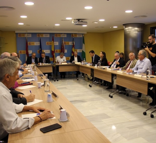restricciones regantes