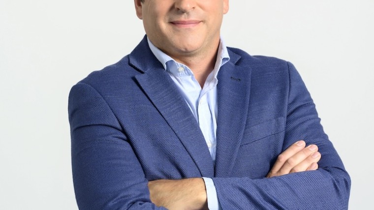 Pierre Larrieu. Bayer