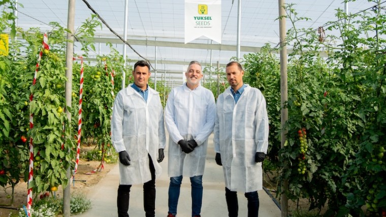 Yuksel Seeds equipo comercial