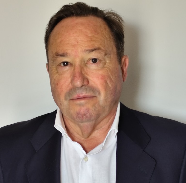 Regularizar la realidad, por Fermín Yébenes