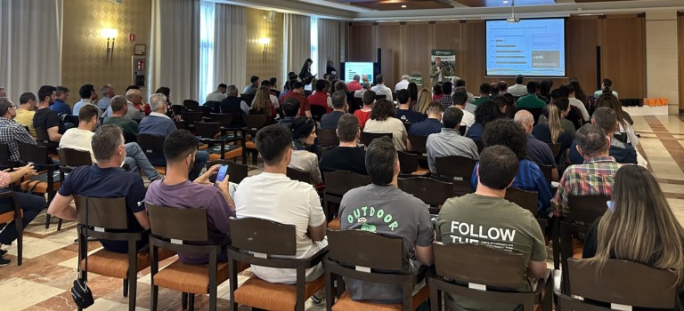 Biogard presenta Isomate® Baw para el control de rosquilla verde en pimiento