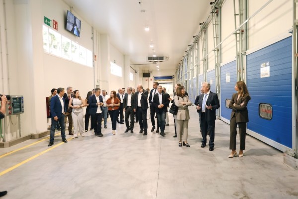 Europlátano inaugura su centro de maduración en Orozco (Vizcaya)