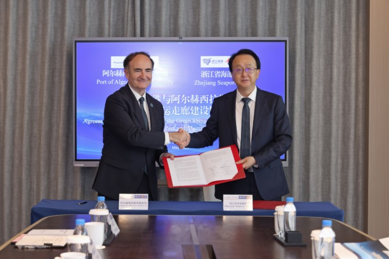 Puerto de Algeciras y Ningbo renuevan alianza