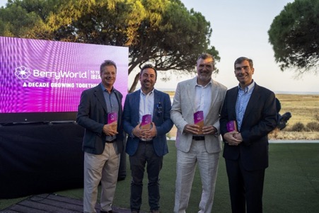 Directivos de Berryworld durante la celebración del 10º Aniversario de Berryworld Iberia en Huelva.