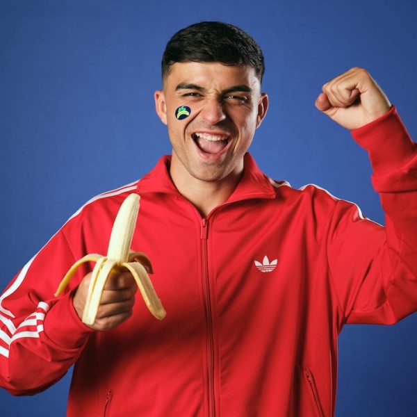 Pedri, jugador de la Selección Española y embajador de Plátano de Canarias