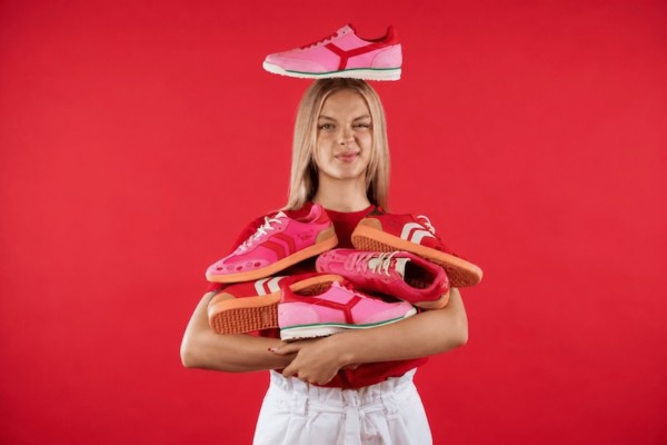 ÉTIKA y Jimbee convierten el universo de la sandía en una colección de zapatillas
