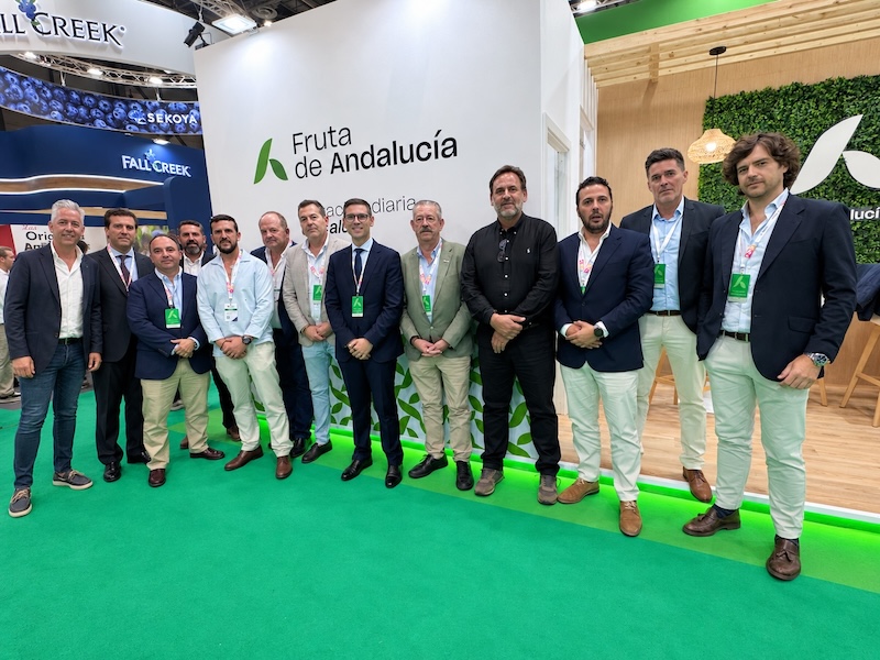 Fruta de Andalucía refuerza su crecimiento con la unión de dos nuevas empresas