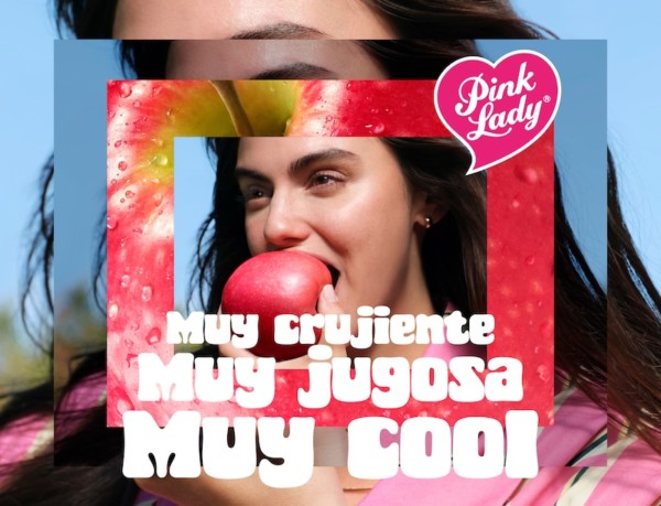 Imagen de la campaña "Muy crujiente. Muy jugosa. Muy cool." de Pink Lady® en España